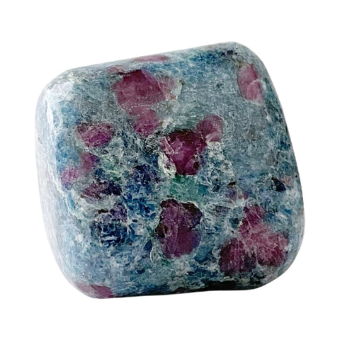 RUBY KYANITE