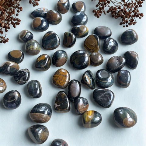 Blue Tiger’s Eye Stone (Single) | Insight, Calm & Protective Focus